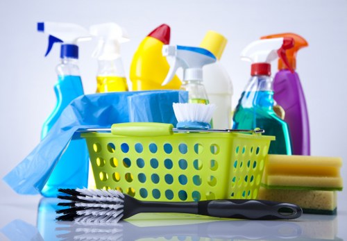 Kitchen and bathroom deep clean in an Earlscourt property
